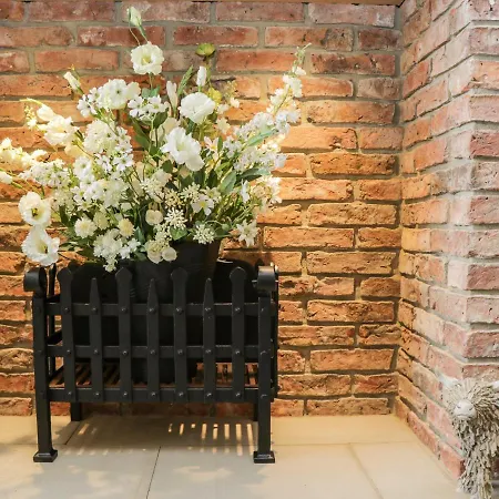 Abbey View At Broadings Farm *