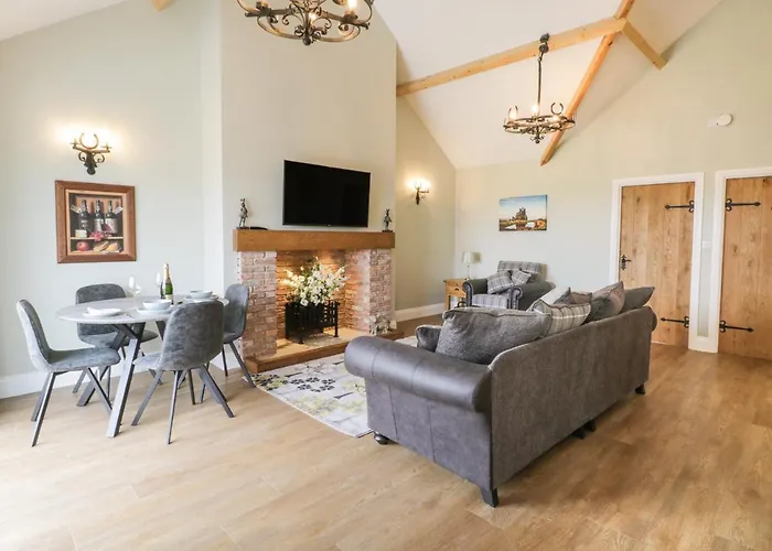 Abbey View At Broadings Farm *