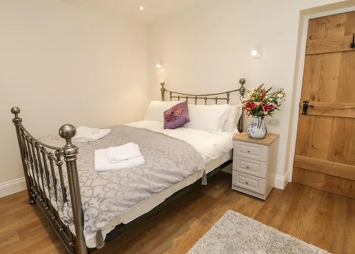 Abbey View At Broadings Farm